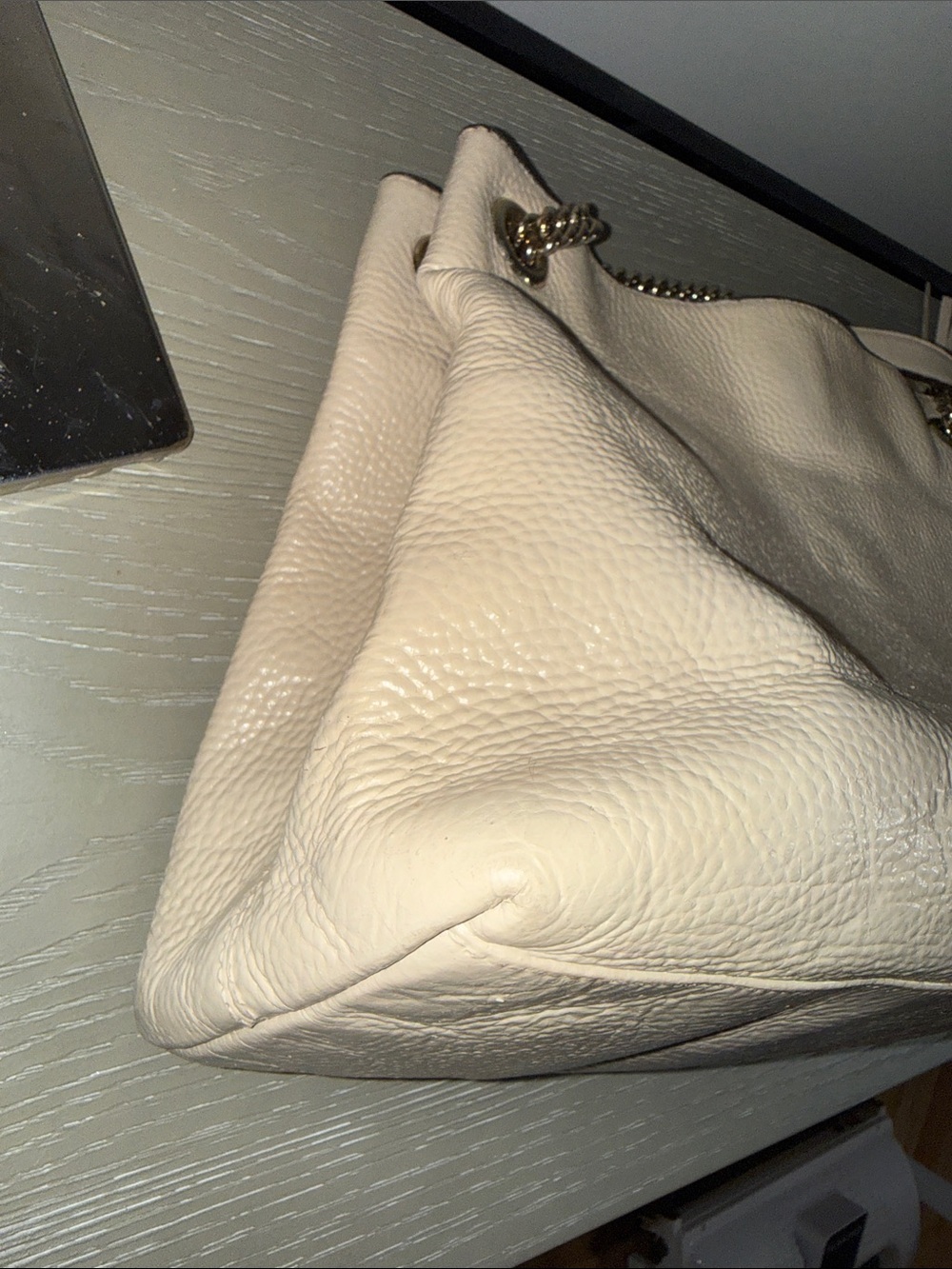 Gucci Soho Cream Leather Shoulder Tote with Tassel and Chain Straps - Picture 15 of 17